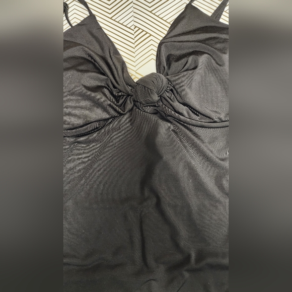 Express body Contour Compress Silky Knotted Front. Thong Bodysuit size small - Picture 9 of 9